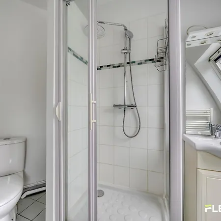 아파트 One Bedroom Elegant & - Opera Montmartre Lafayette 파리